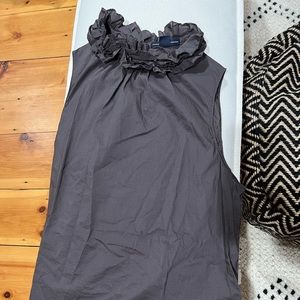 New Listing! Gap Women’s XL gray top with neck detail